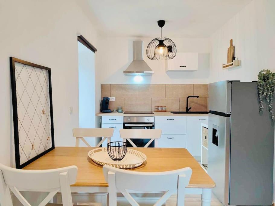 Le Rendez Vous - Parking Gratuit Apartment Carcassonne Exterior photo